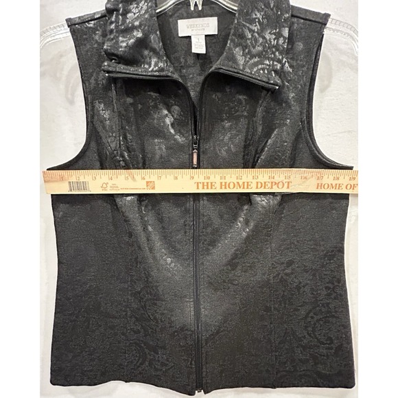 WEEKENDS By Chico's Women Size 1 (Medium) Zippered Sleeveless Black Design Vest - Picture 4 of 7